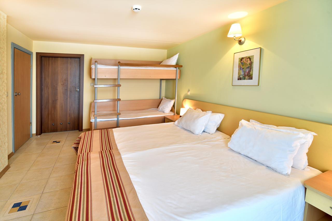 Kaliopa Hotel アルベナ エクステリア 写真